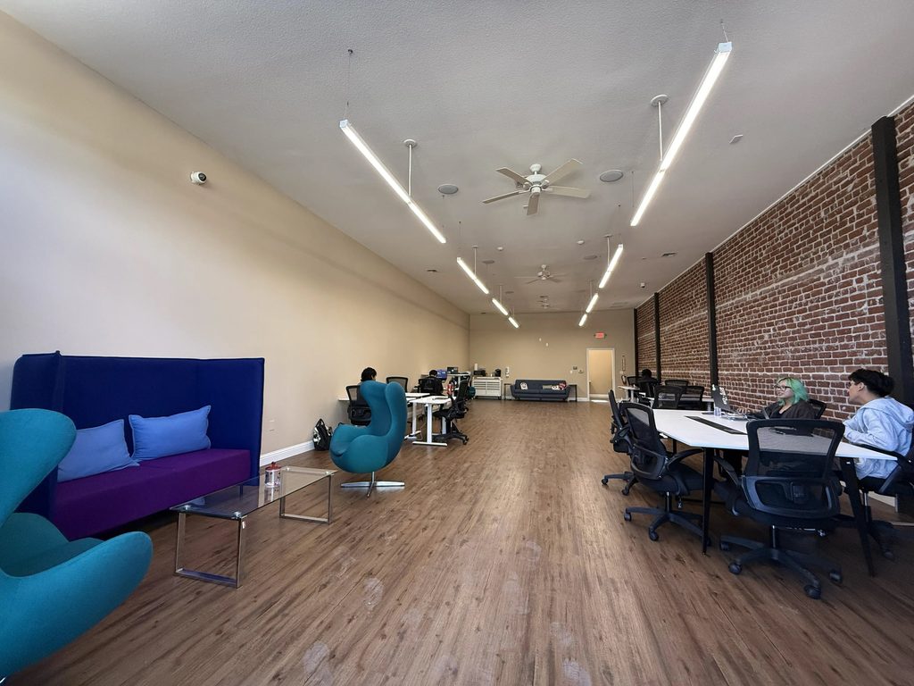 Digital NEST Center at Miracle Lane